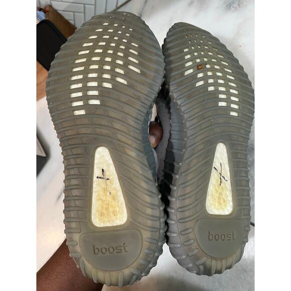 adidas Yeezy Boost 350 V2 Carbon Asriel Sz 9.5 Men’s Grey Black Authentic main image 6